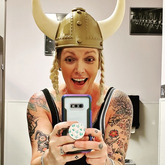 Meet your Posher, Teresa - Picture 1 of 1